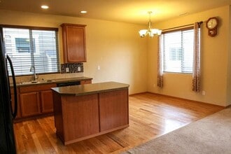 9922 1st Pl W in Everett, WA - Building Photo - Building Photo