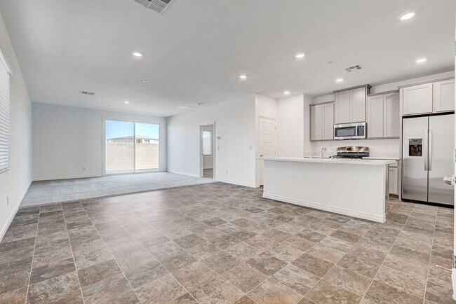 296 Fossil Fls St in Henderson, NV - Building Photo - Building Photo