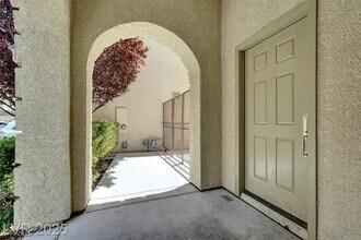 9225 Dalmahoy Pl in Las Vegas, NV - Building Photo - Building Photo