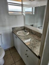 6850 W 14th Ct in Hialeah, FL - Building Photo - Building Photo