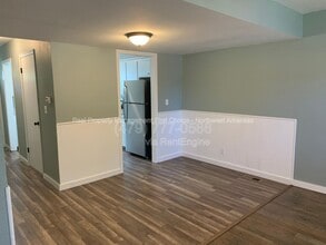 2013 W Sycamore St in Rogers, AR - Building Photo - Building Photo