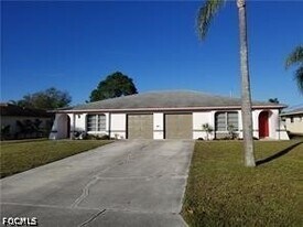 938 SE 24th Ave in Cape Coral, FL - Building Photo