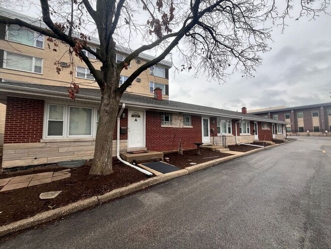 property at 5109 Washington St