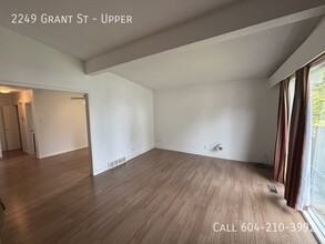 2249 Grant St in Abbotsford, BC - Building Photo - Building Photo