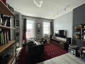 332 Communipaw Ave in Jersey City, NJ - Building Photo - Building Photo
