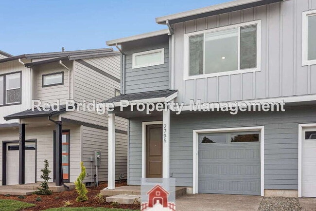 property at 2795 S Heather St