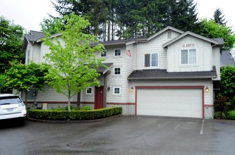 Fitzgerald Townhomes in Bothell, WA - Building Photo - Building Photo