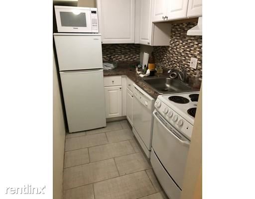 77 Trowbridge St-Unit -Apt 11 in Cambridge, MA - Foto de edificio