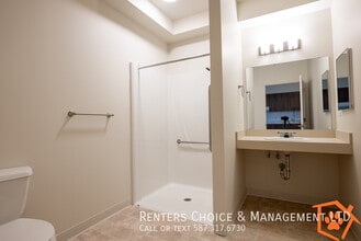 1730-1730 10 Ave S in Lethbridge, AB - Building Photo - Building Photo