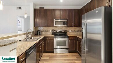 7373 Valley View Ln in Dallas, TX - Building Photo - Building Photo