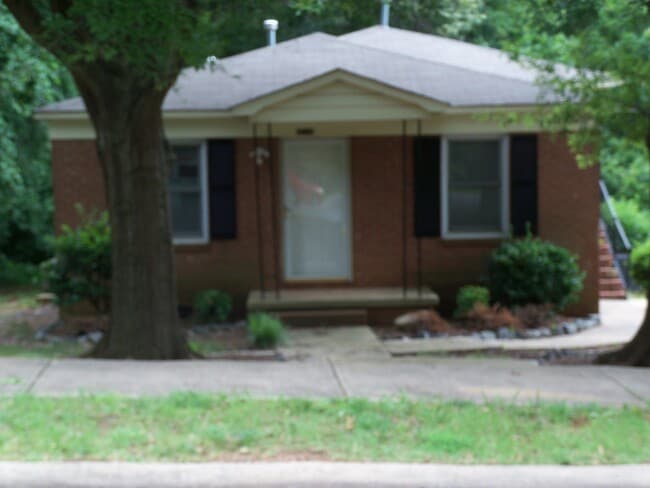 property at 3106 Capitol Dr