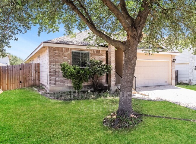 1734 Barking Wolf in San Antonio, TX - Building Photo - Building Photo