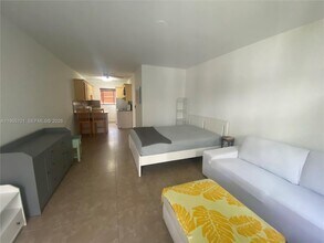 640 Pennsylvania Ave in Miami Beach, FL - Building Photo - Building Photo