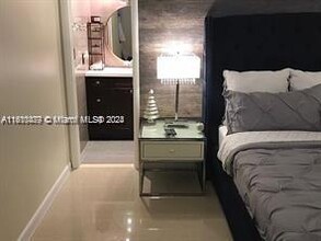 10211 Fontainebleau Blvd, Unit 204 in Miami, FL - Building Photo - Building Photo