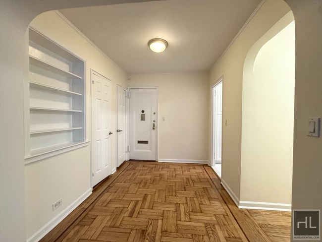 EAST 24 STREET in New York, NY - Building Photo - Building Photo