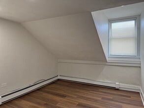 221 Trenton St in Boston, MA - Foto de edificio - Building Photo