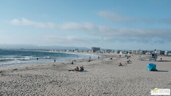 13320 Beach Ave in Los Angeles, CA - Building Photo