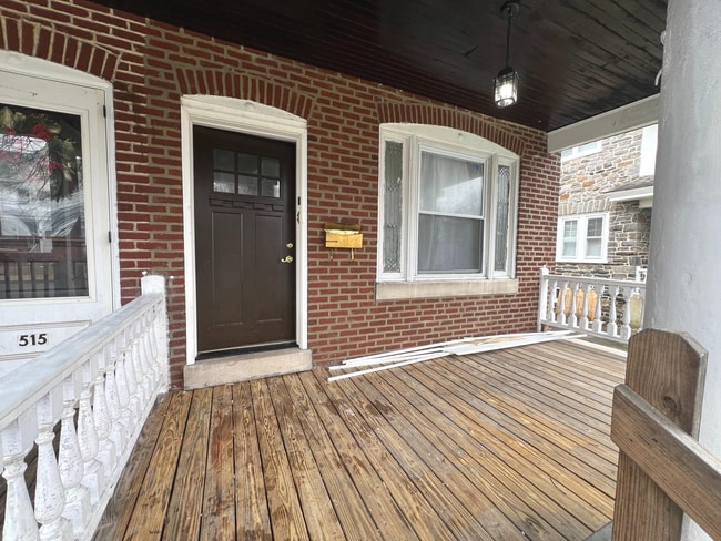 property at 513 E 19th St