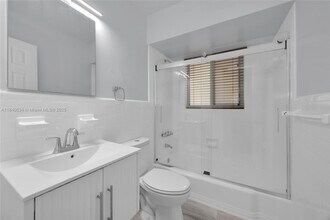 922 Monterey St in Coral Gables, FL - Building Photo - Building Photo