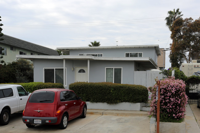 1729 S Myers St in Oceanside, CA - Building Photo - Building Photo