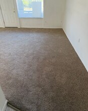 558 Wilson Bridge Dr, Unit Wilson Bridge B1 in Oxon Hill, MD - Building Photo - Building Photo