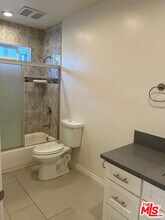 529 Benton Wy in Los Angeles, CA - Building Photo - Building Photo