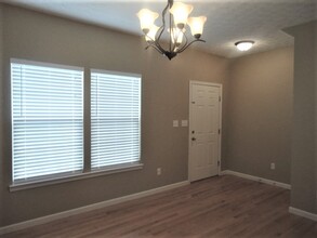 5335 Rivers Edge Blvd in Dayton, OH - Building Photo - Building Photo
