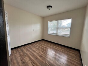 347 NW 6th St in Delray Beach, FL - Foto de edificio - Building Photo