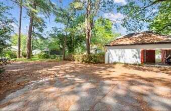 620 Falls Rd in Rocky Mount, NC - Building Photo - Building Photo