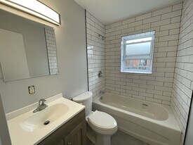 301 Indian Rd S in Sarnia, ON - Building Photo