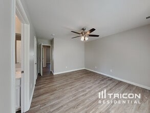 121 Autumn Woods Blvd in Mount Holly, NC - Building Photo - Building Photo