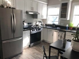 104 Bowdoin St, Unit 2 in Medford, MA - Building Photo