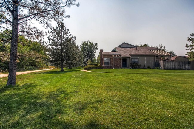 property at 8398 E Phillips Pl