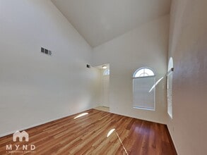 309 Point Loma Ave in North Las Vegas, NV - Building Photo - Building Photo
