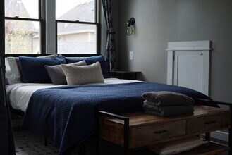 7144 N Delaware Ave, Unit Adu in Portland, OR - Building Photo - Building Photo