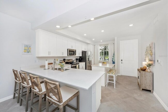 17595 Opal Sand Dr, Unit 105 in Venice, FL - Building Photo - Building Photo