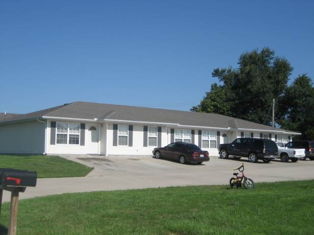 Deerbrook Estates in Monett, MO - Building Photo - Building Photo