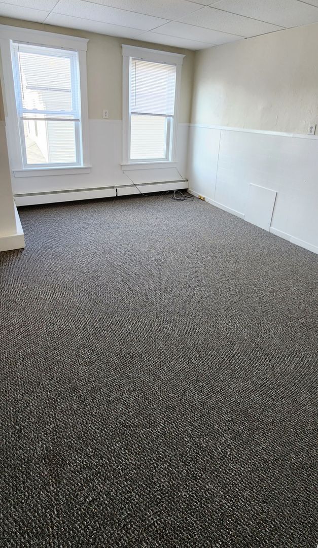 436 School St in Webster, MA - Building Photo - Building Photo