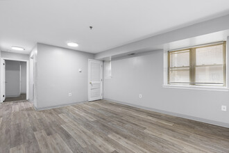 Edgewood Apartments in Philadelphia, PA - Building Photo - Building Photo