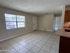 319 Cavanah Dr in Holly Hill, FL - Building Photo - Building Photo