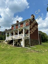 1177 Woolen Mill Rd in Stewartstown, PA - Building Photo - Building Photo