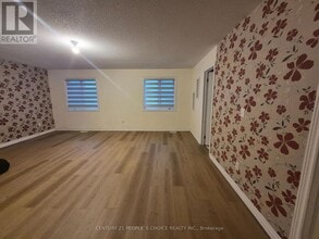 19 Freedom Oaks Trail in Brampton, ON - Building Photo - Building Photo