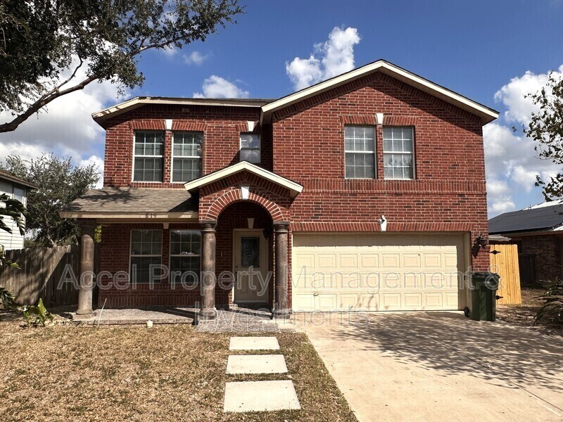 819 Briarwood Dr in Mission, TX - Building Photo