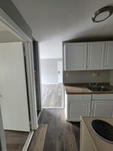 13430 Euclid Ave in East Cleveland, OH - Building Photo - Building Photo