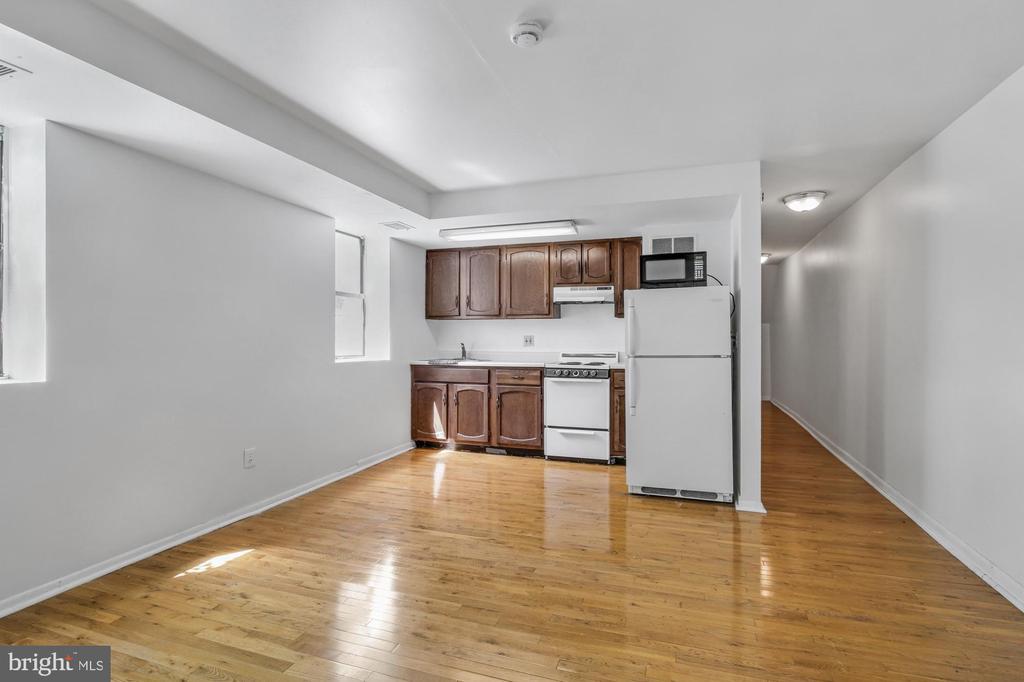 1928 SOUTH St in Philadelphia, PA - Building Photo