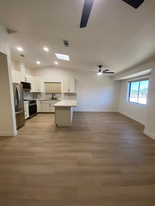 14053 N Edgeworth Dr in Fountain Hills, AZ - Building Photo