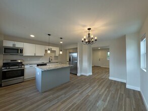 5430 Whitlock Rd in Baltimore, MD - Building Photo - Building Photo