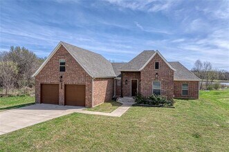 5401 Arroyo Trail in Sherman, TX - Building Photo - Building Photo