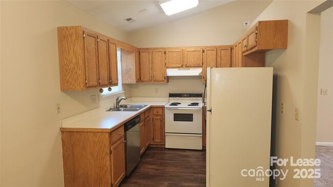 2755 Nestle Ln in Denver, NC - Building Photo - Building Photo