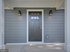 14750 Jordan Ln in Haymarket, VA - Building Photo - Building Photo